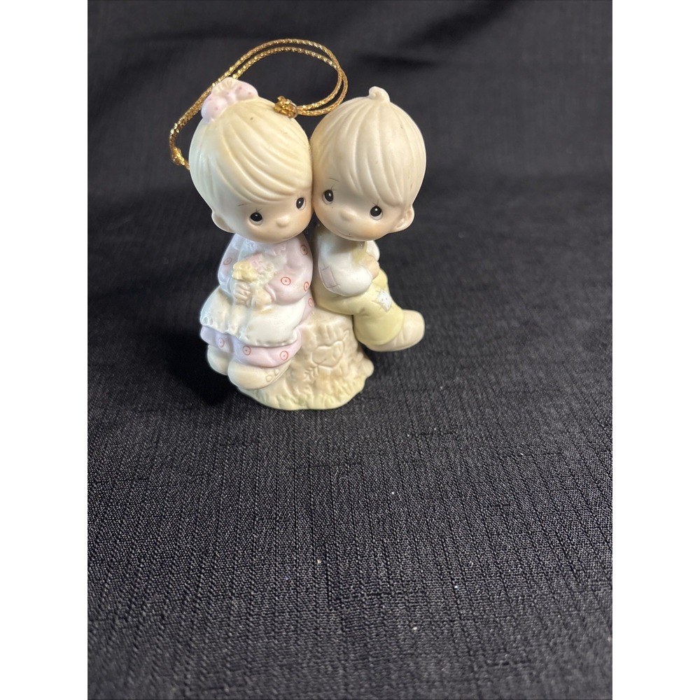 1989 Precious Moments Love One Another Porcelain Figurine Ornament 522929